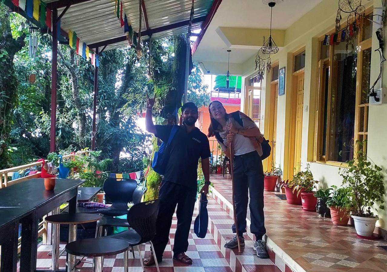ダラムシャーラー The Unmad - Dharamkot Bed & Breakfast エクステリア 写真