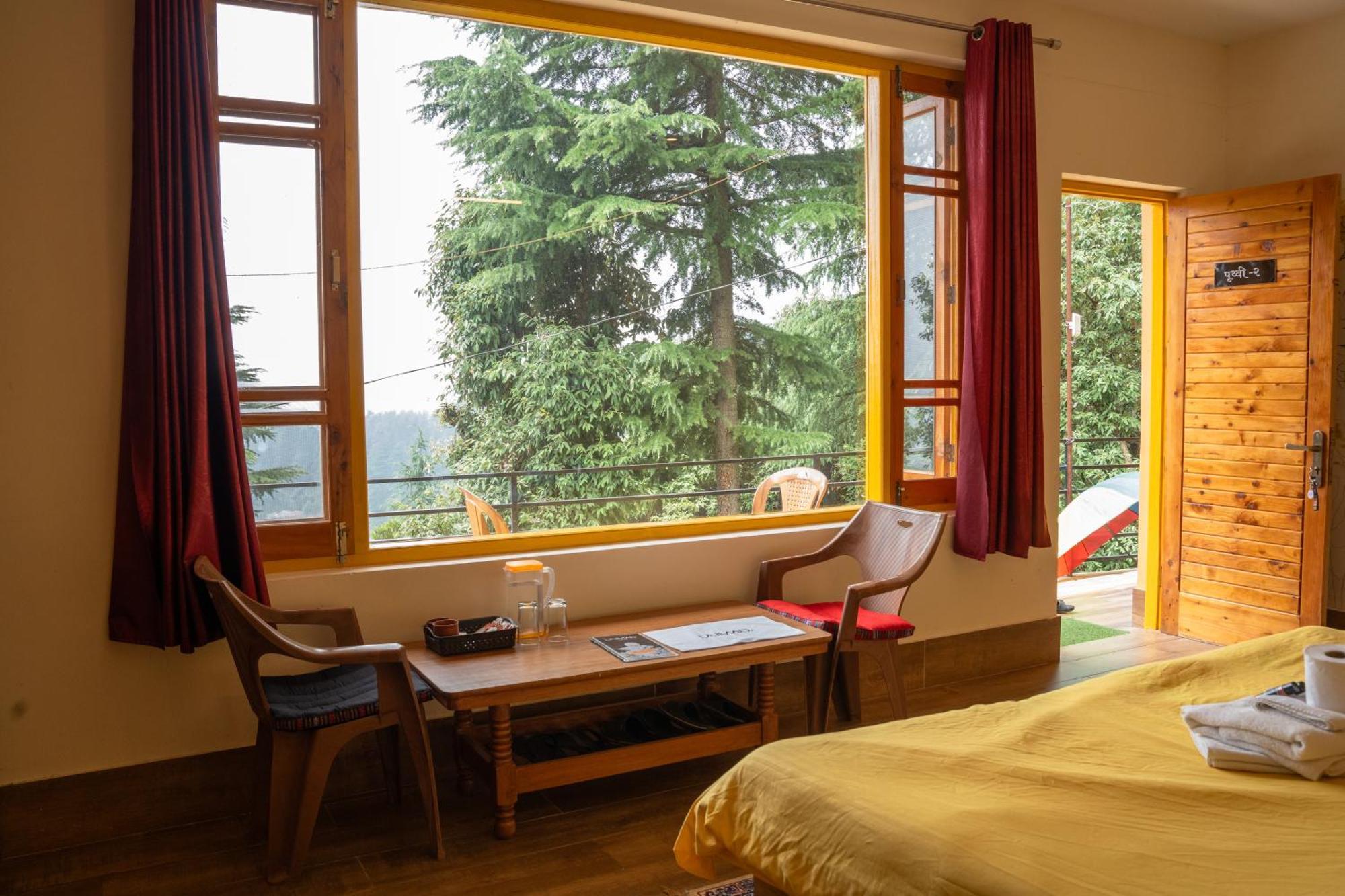 ダラムシャーラー The Unmad - Dharamkot Bed & Breakfast エクステリア 写真